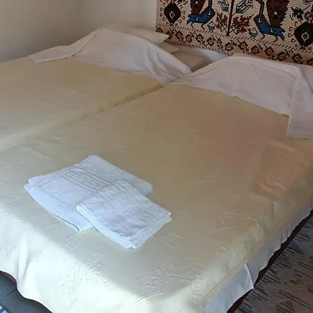 Nyaraló Persefoni House *