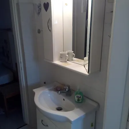 Persefoni House * 费索斯