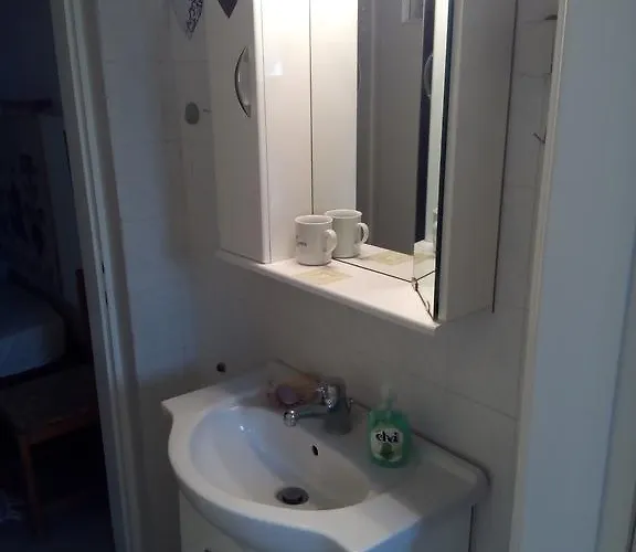 Persefoni House * 费索斯